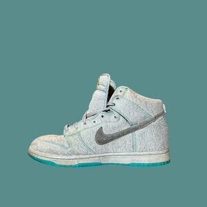 Nike Dunk High 6.0 Grey Fleece Sneakers
